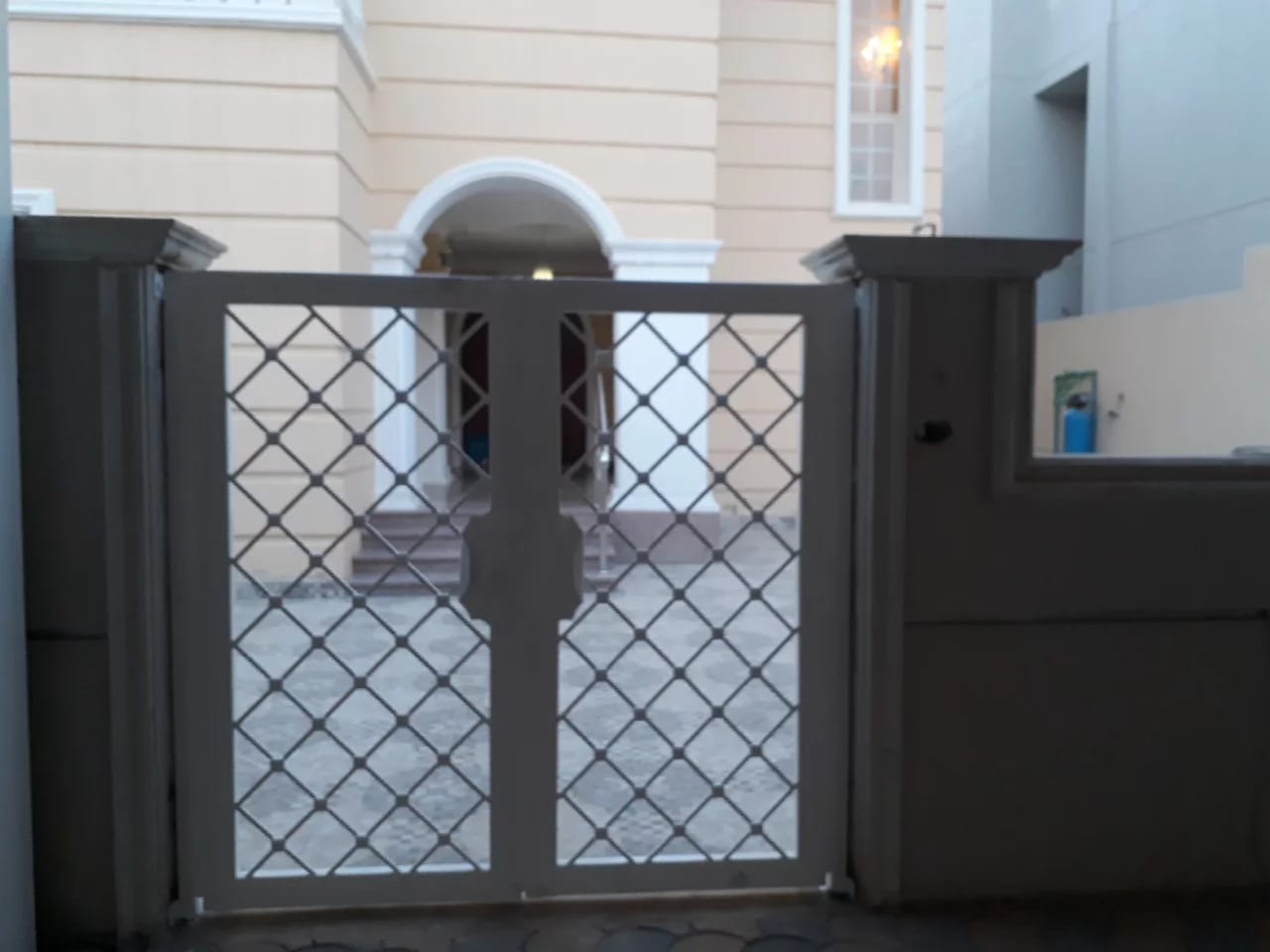 عريش وجلسات خارجية